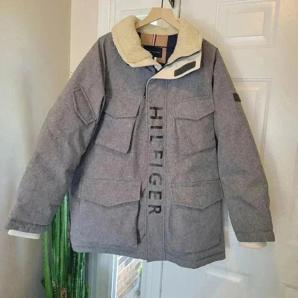 Tommy Hilfiger Super Heavyweight Weather Proof Grey Puffer Jacket, Size‎ XL - Picture 1 of 15